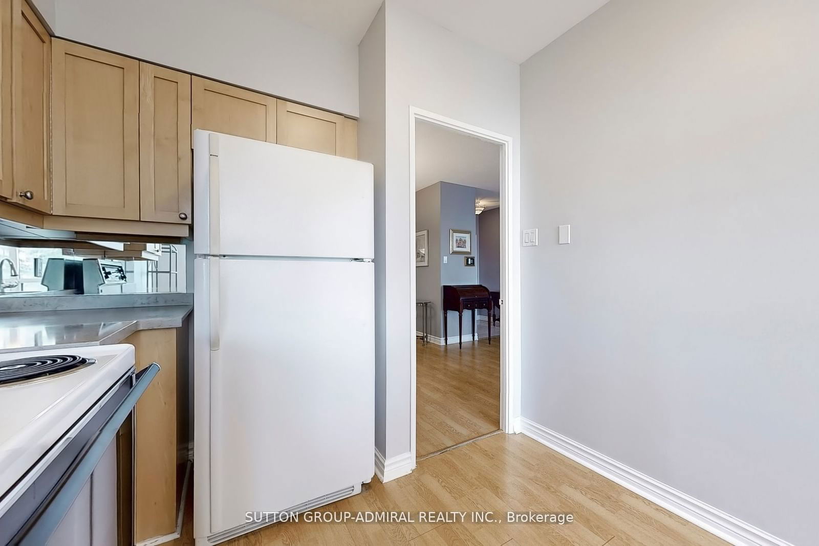 333 Clark Ave, unit 311 for sale - image #17