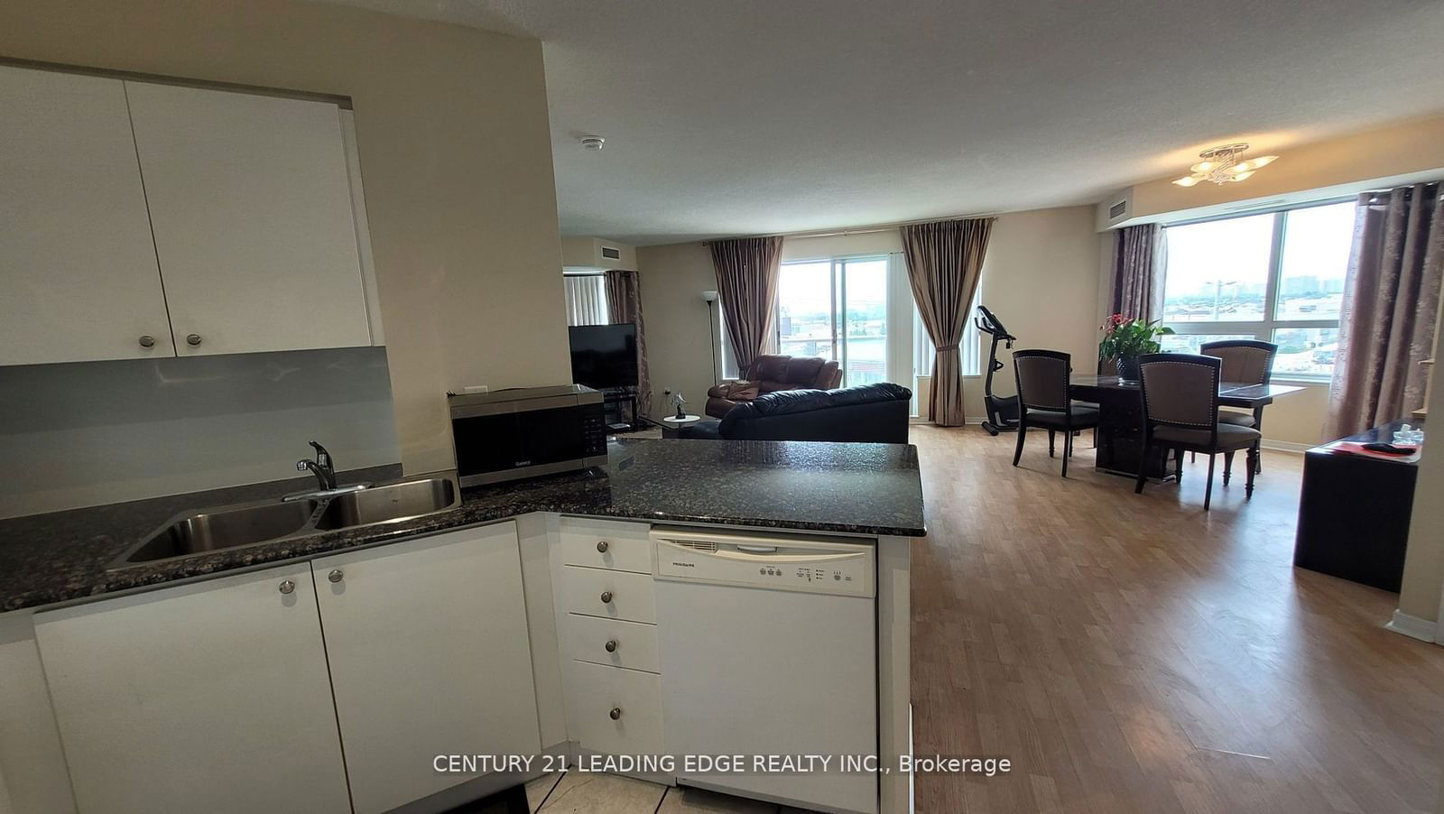 4600 Steeles Ave E, unit 601 for sale - image #8