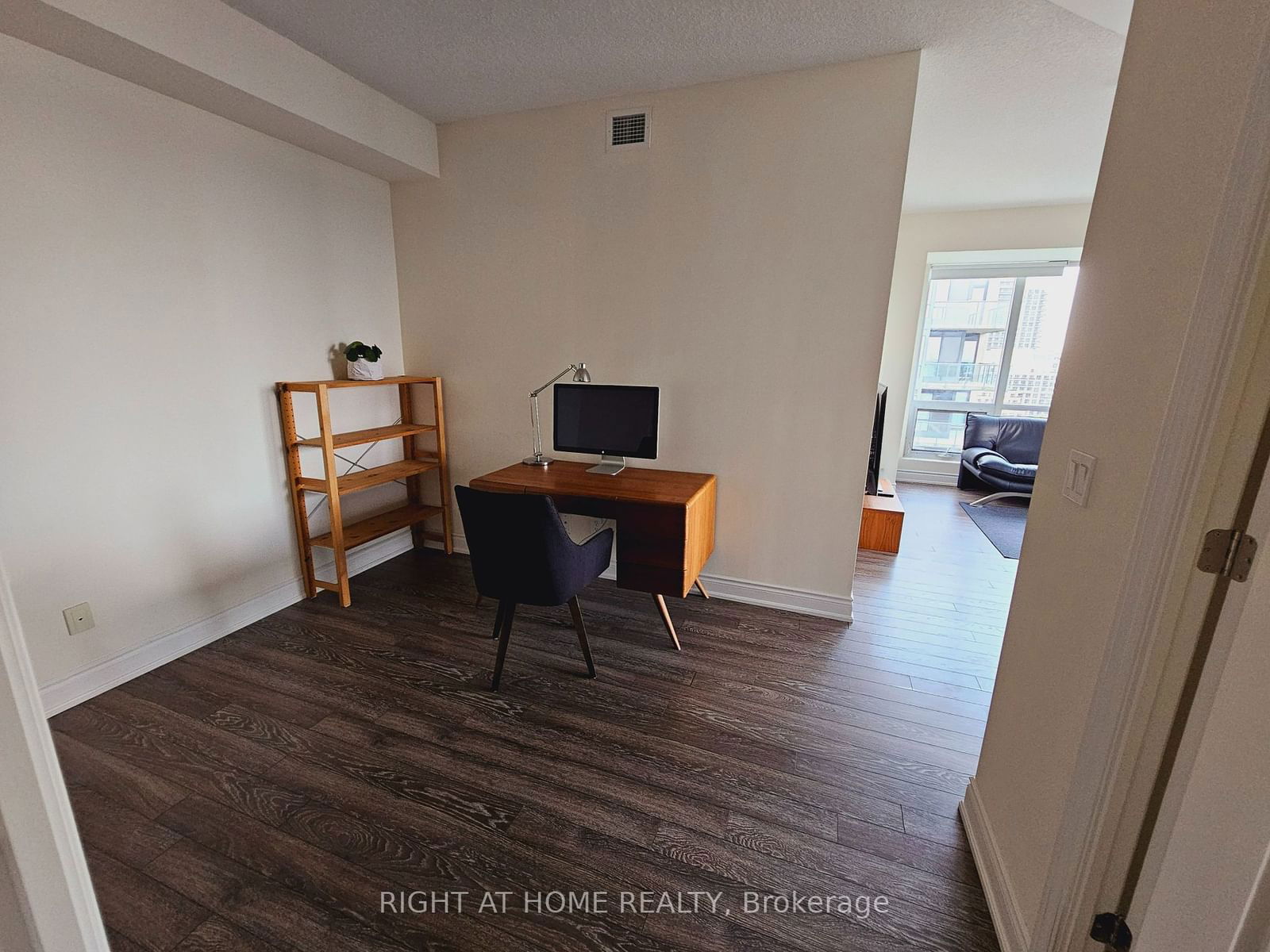 9088 Yonge St, unit 1505A for sale - image #21