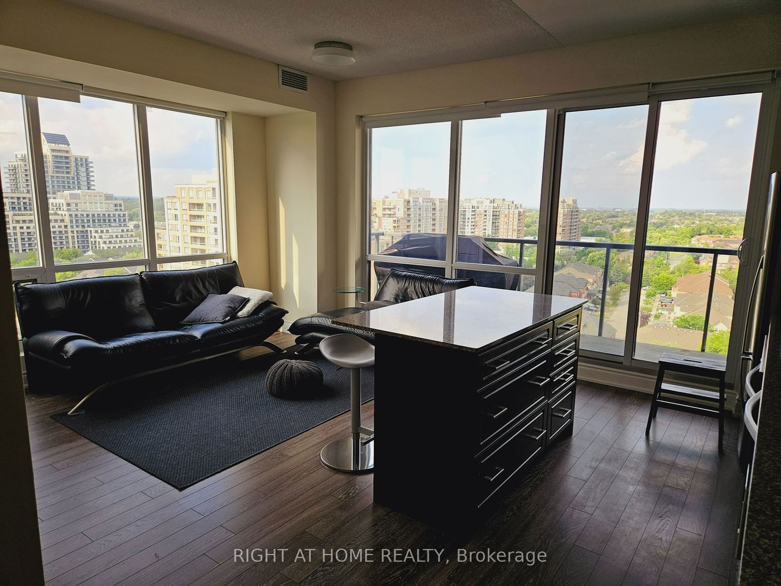 9088 Yonge St, unit 1505A for sale - image #7