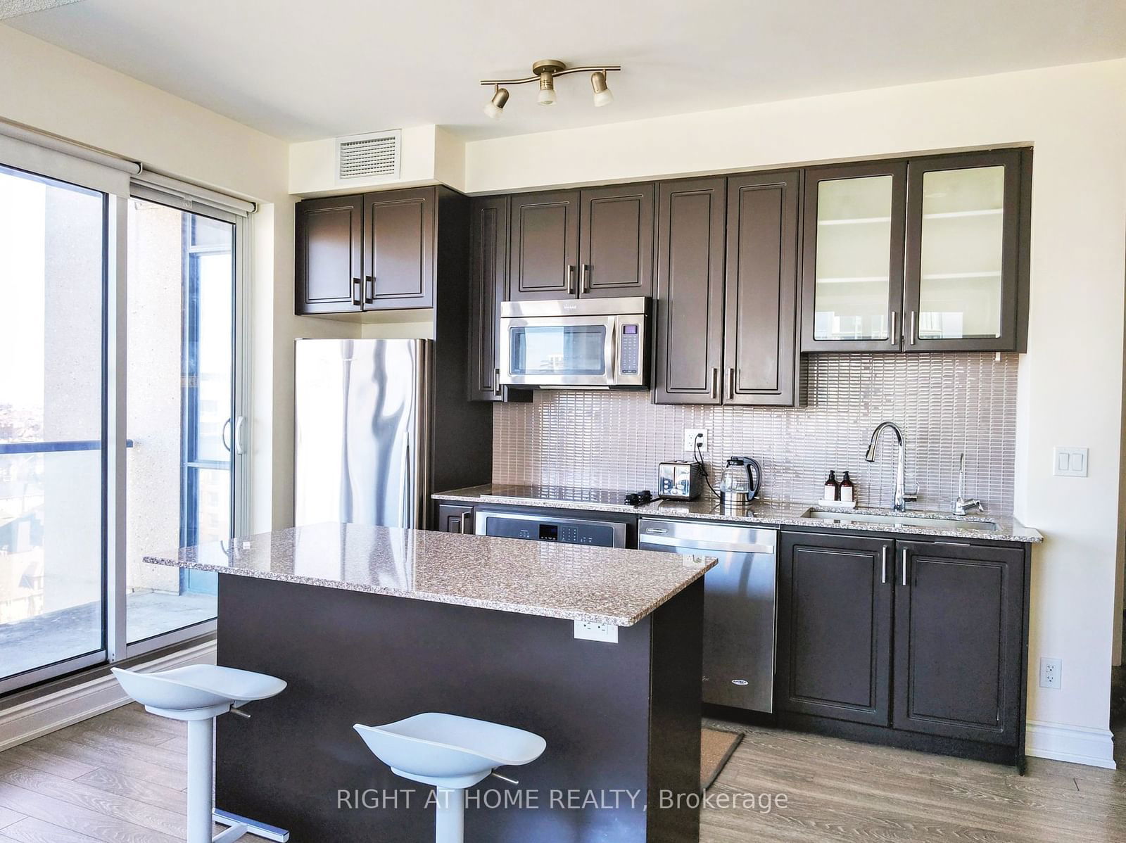 9088 Yonge St, unit 1505A for sale - image #9