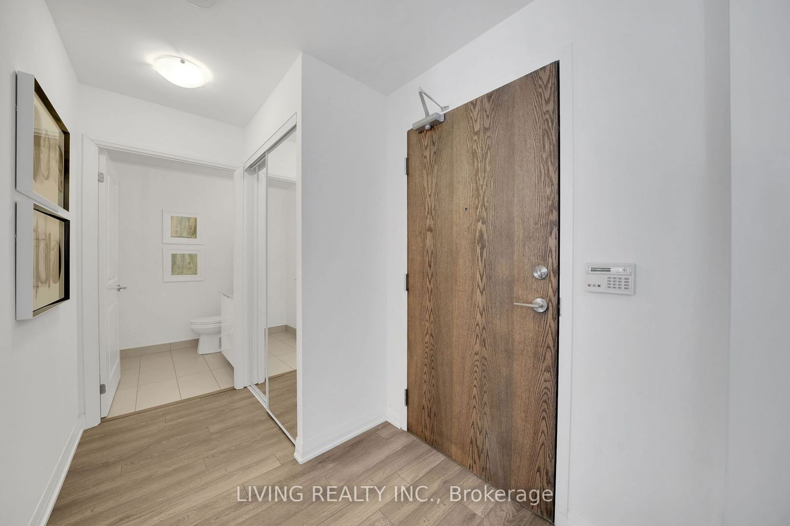 99 Eagle Rock Way, unit TH 104 for sale - image #4