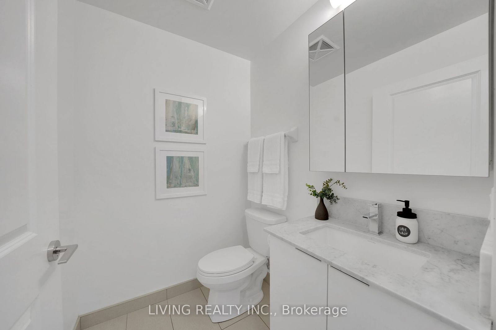 99 Eagle Rock Way, unit TH 104 for sale - image #5