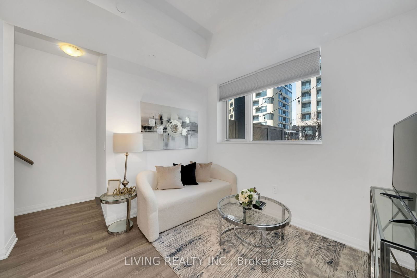 99 Eagle Rock Way, unit TH 104 for sale - image #9