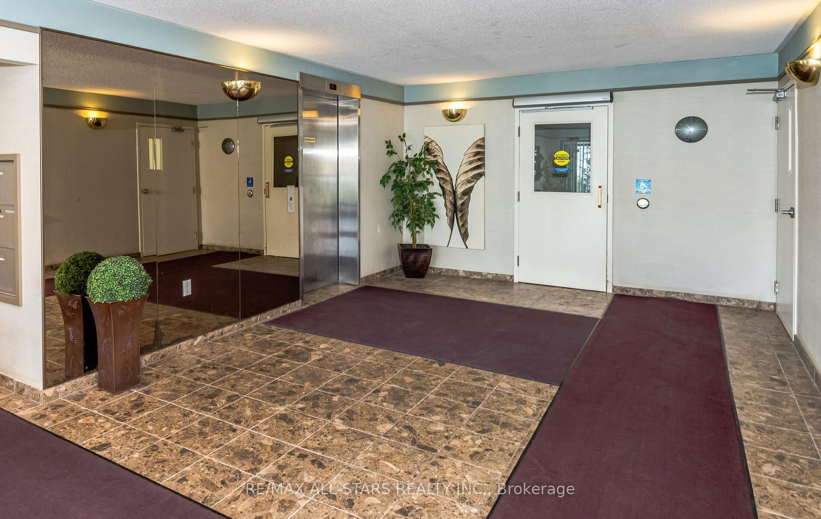 111 Grew Blvd, unit 207 for sale - image #5