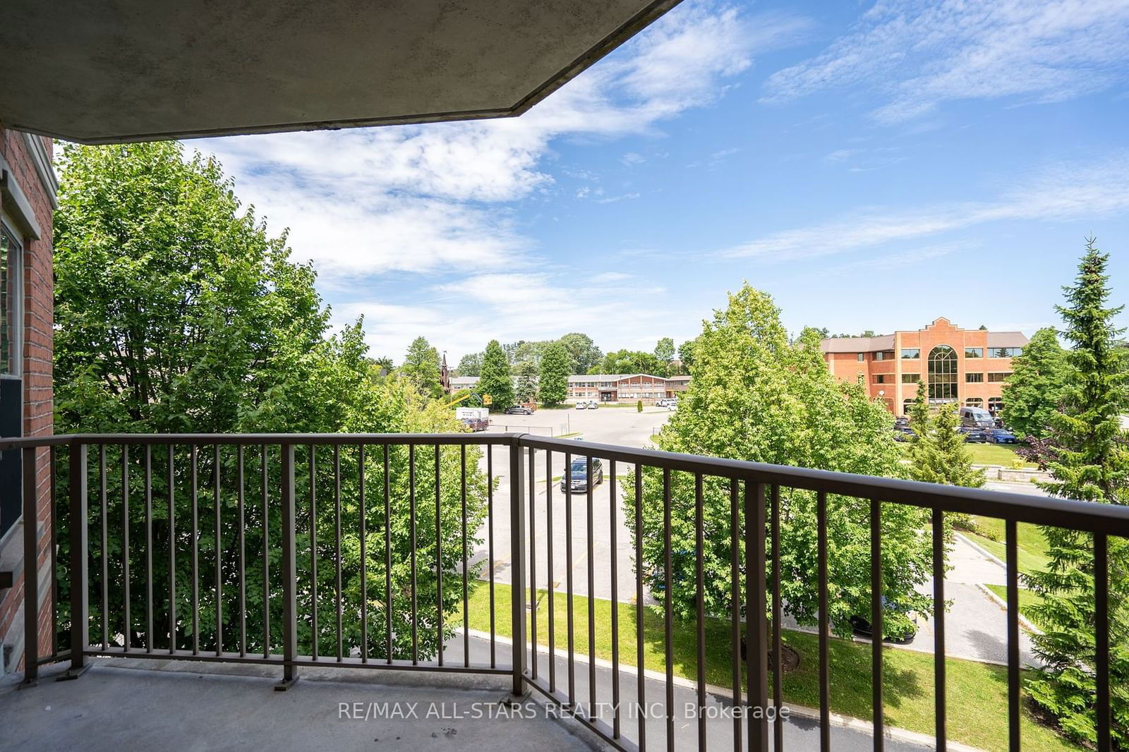 22 James Hill Crt, unit 205 for sale - image #31