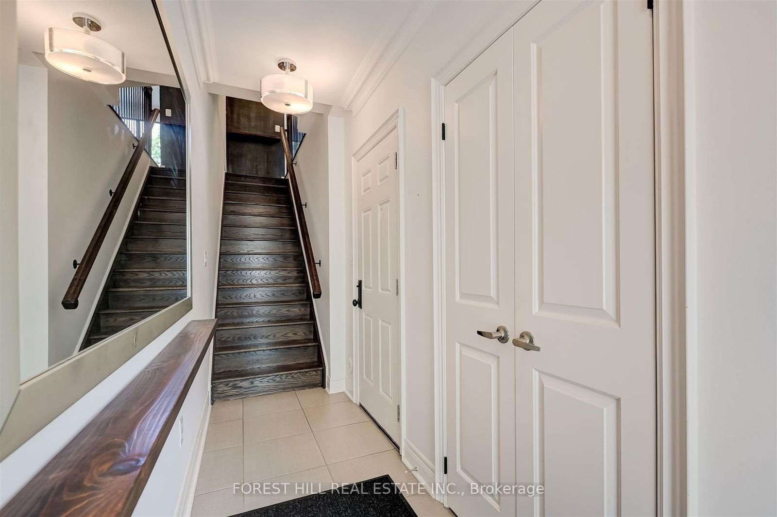 111 Powseland Cres for sale  - image #2