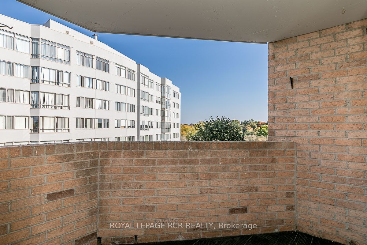 260 Davis Dr, unit 709 for sale - image #17