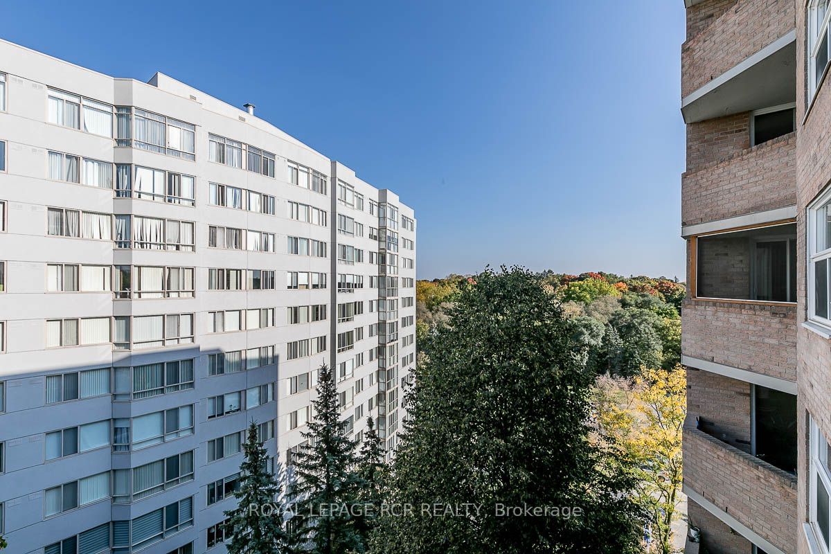 260 Davis Dr, unit 709 for sale - image #27