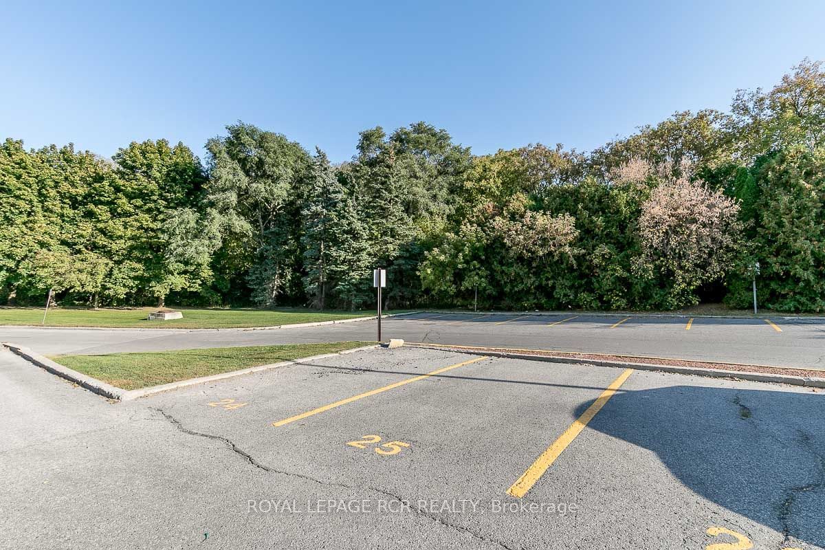 260 Davis Dr, unit 709 for sale - image #29