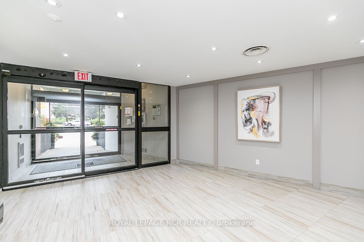 260 Davis Dr, unit 709 for sale - image #5