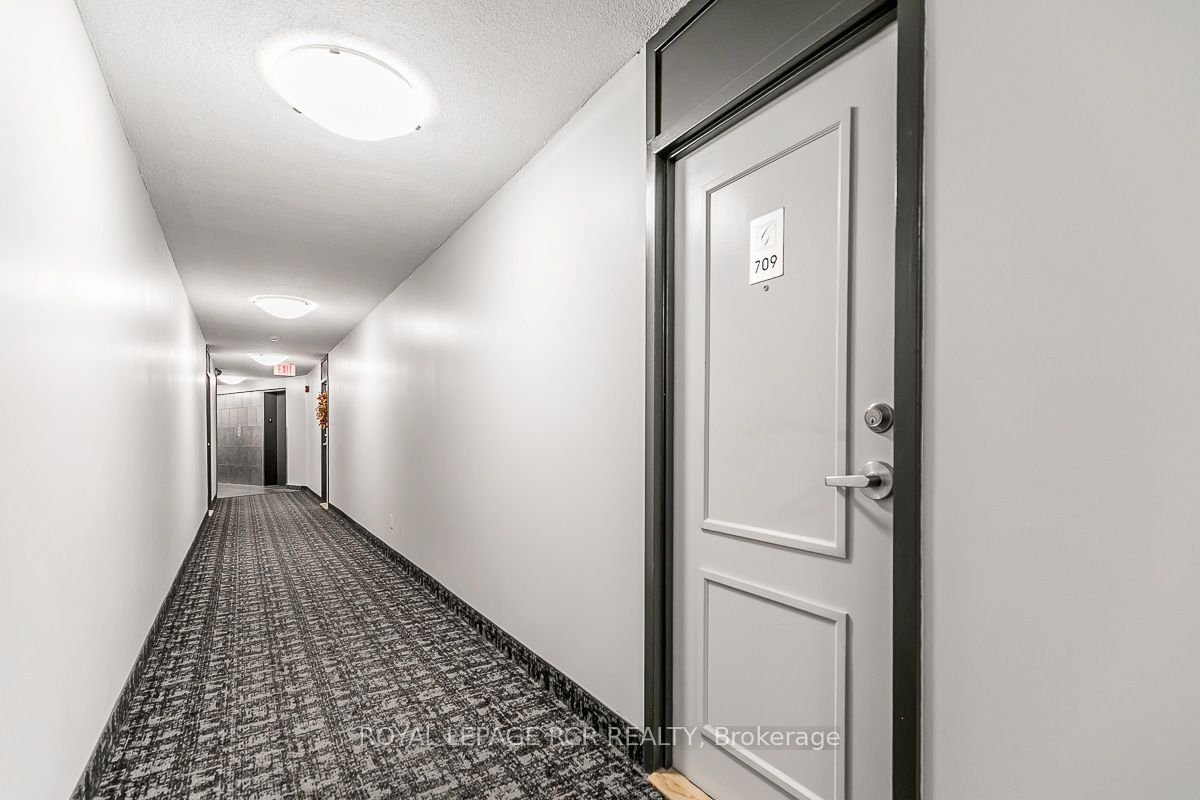 260 Davis Dr, unit 709 for sale - image #7