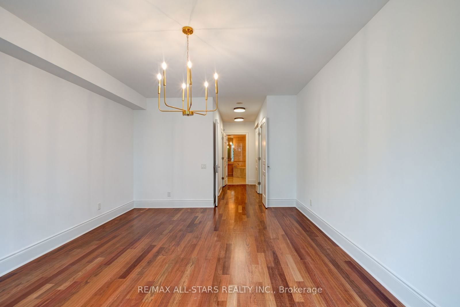 7071 Bayview Ave, unit 211 for rent - image #17