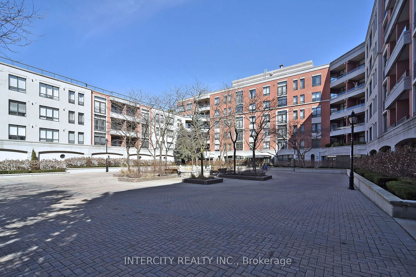 53 Woodbridge Ave, unit 219 for sale