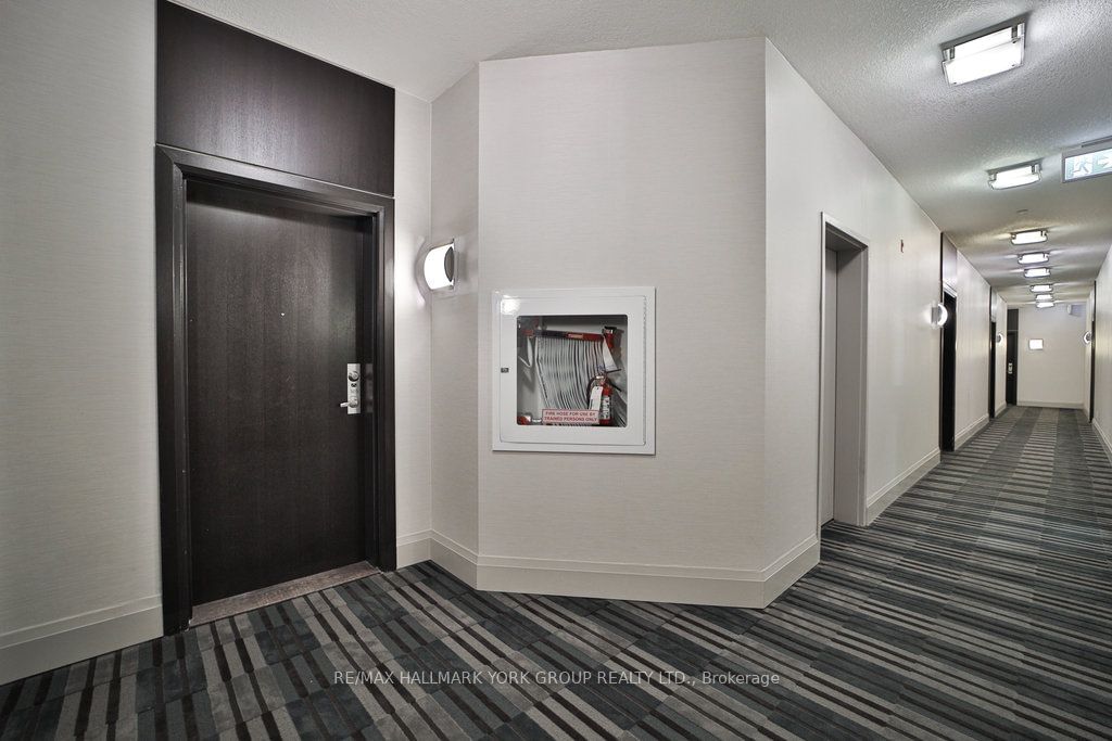 15277 Yonge St, unit 303 for sale - image #21