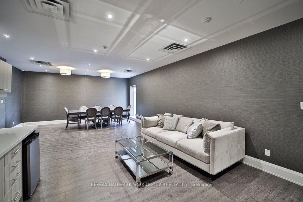 15277 Yonge St, unit 303 for sale - image #29