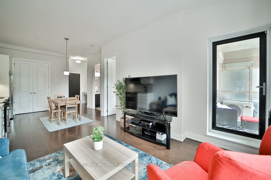 15277 Yonge St, unit 303 for sale - image #5