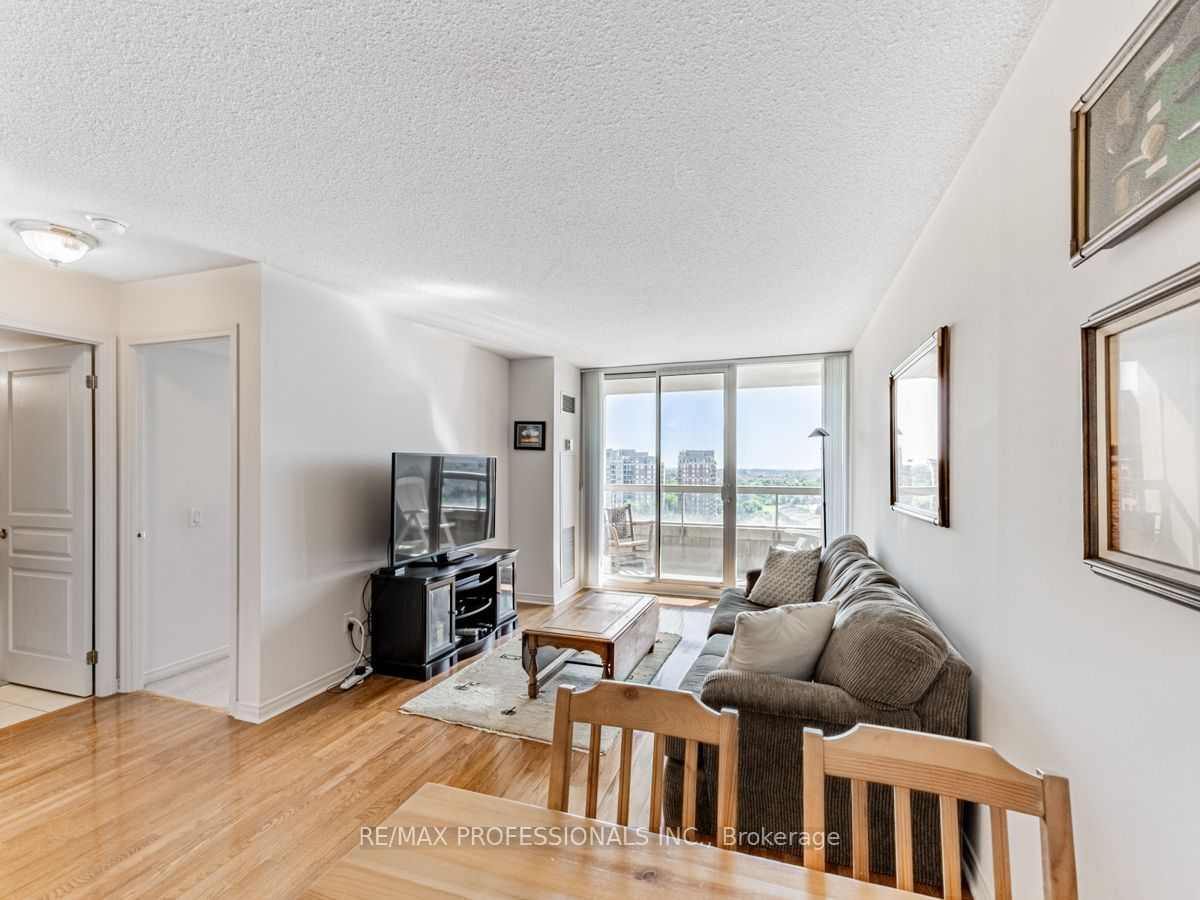 9 Northern Heights Dr, unit 1202 for sale - image #12