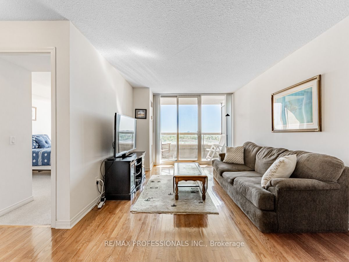 9 Northern Heights Dr, unit 1202 for sale - image #13