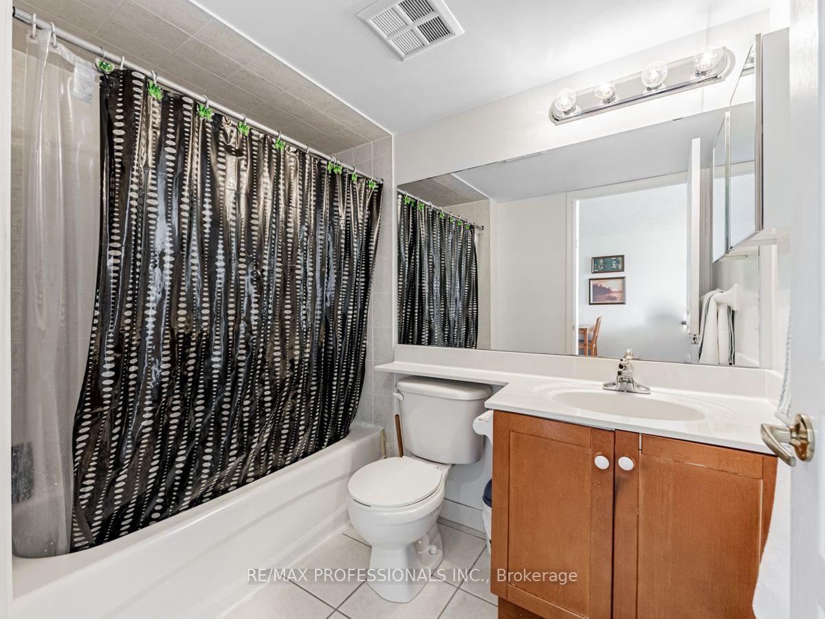 9 Northern Heights Dr, unit 1202 for sale - image #19