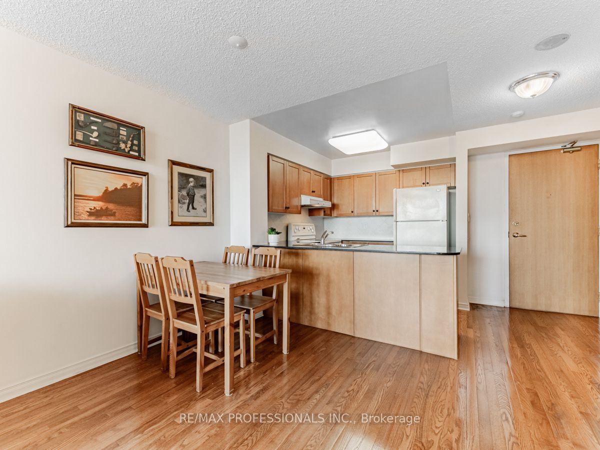 9 Northern Heights Dr, unit 1202 for sale - image #7