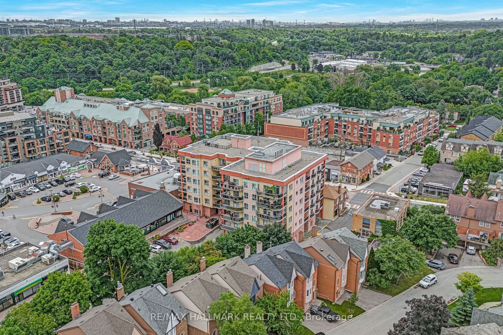 Grand Manor Condos, Vaughan, Toronto