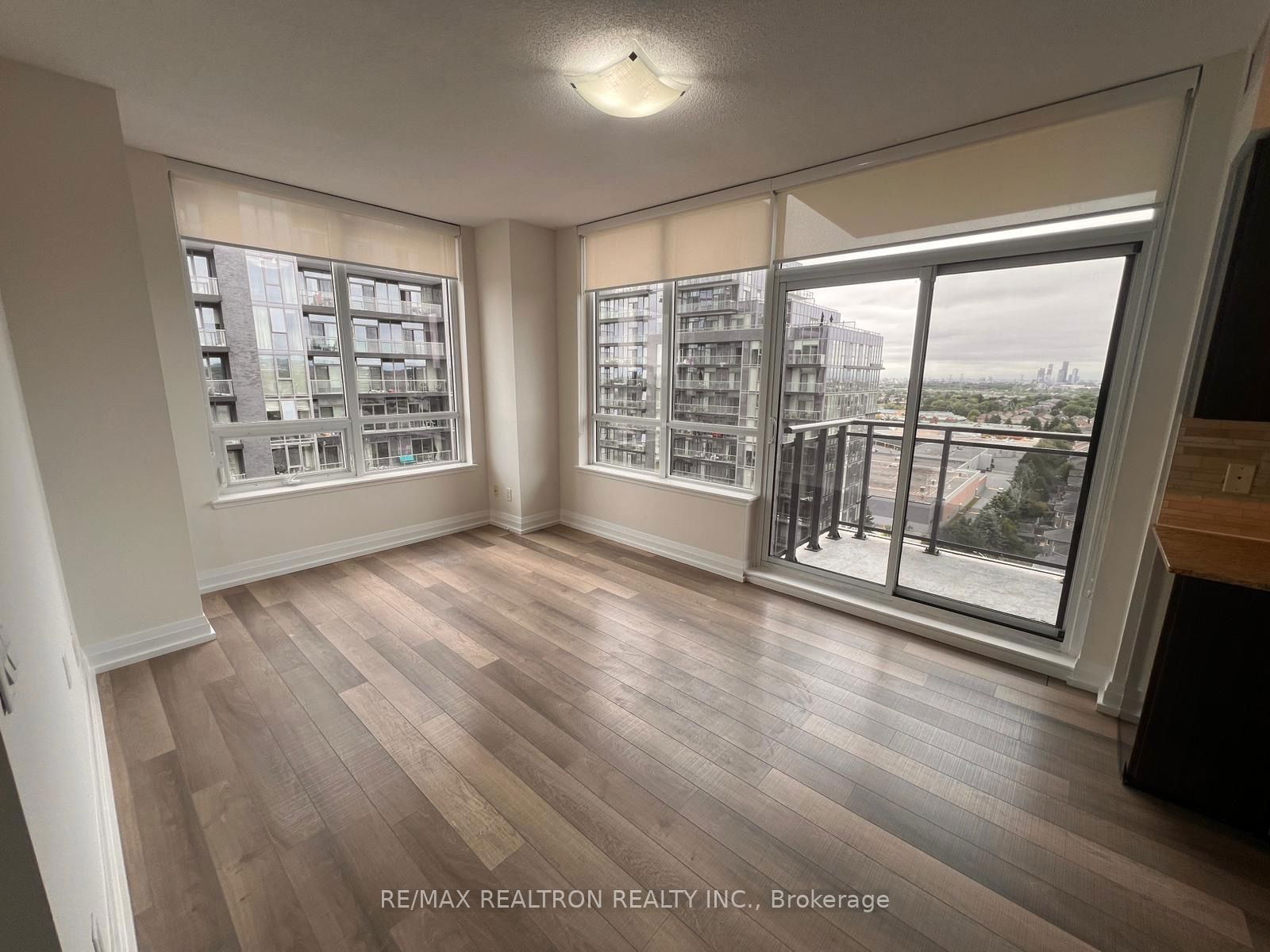 85 North Park Rd, unit 1411 for rent - image #11