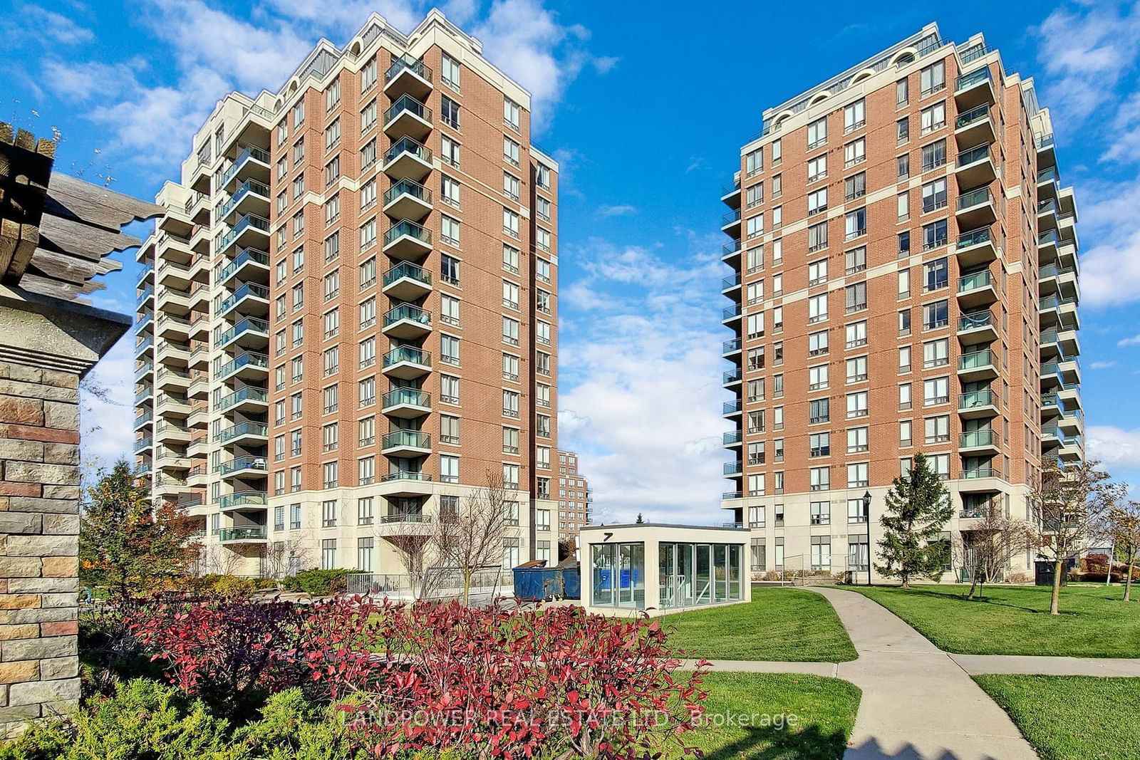 310 Red Maple Rd, unit Lph03 for sale - image #33