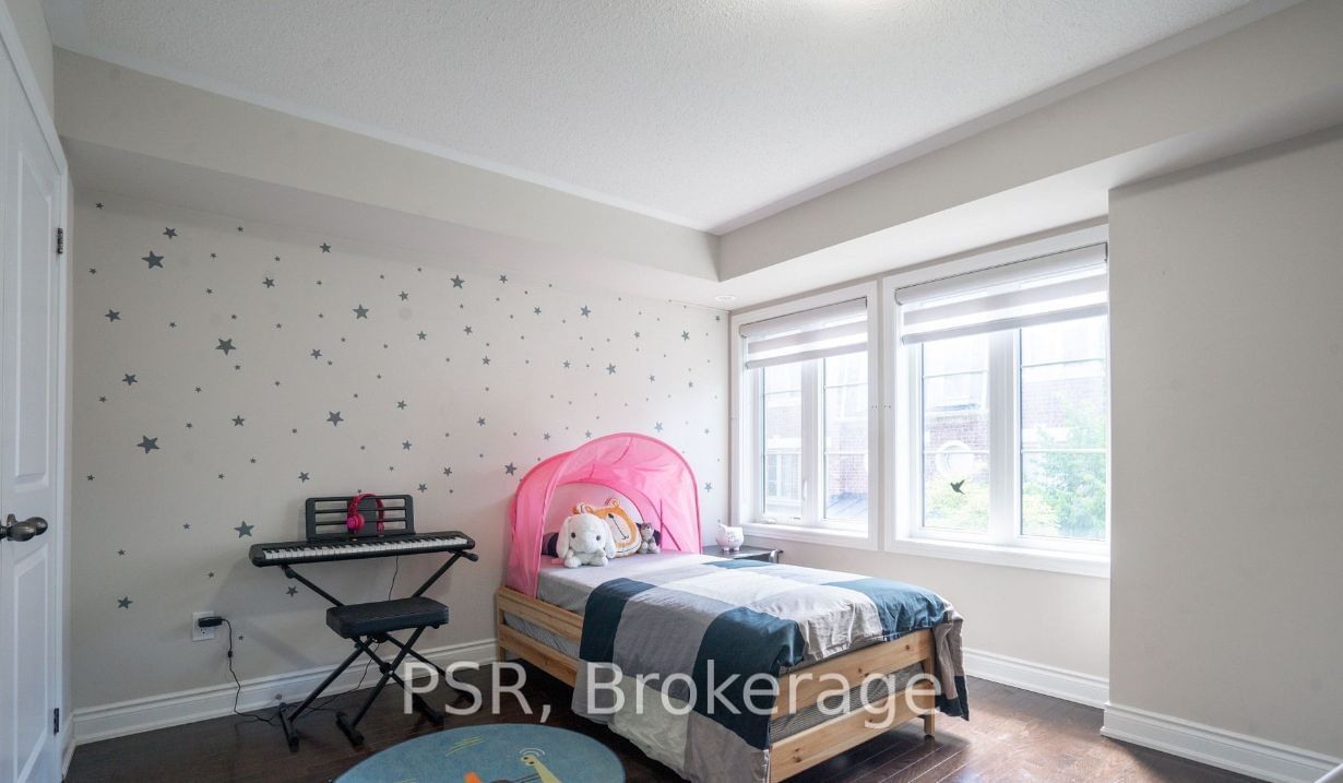 1331 Major Mackenzie Dr, unit 29 for rent