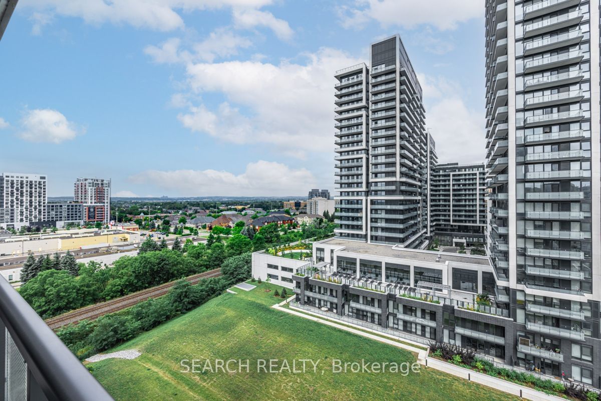 SkyCity Condos, Richmond Hill, Toronto