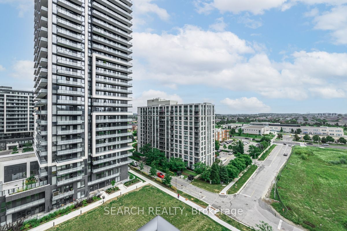 SkyCity Condos, Richmond Hill, Toronto