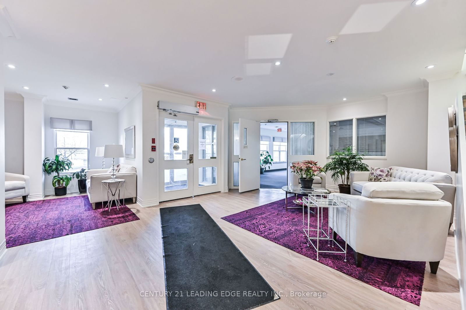 100 Anna Russell Way, unit 114 for sale - image #7