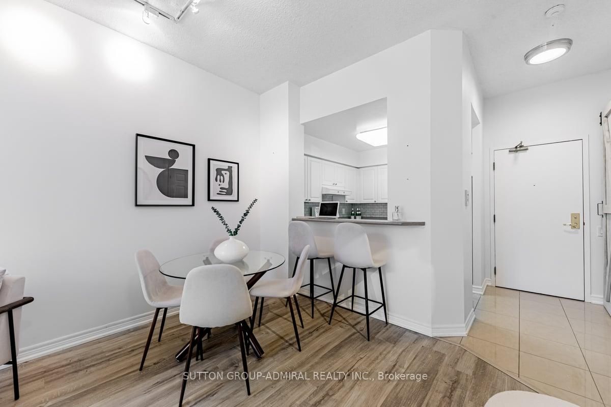 1 Emerald Lane, unit 102 for sale - image #5