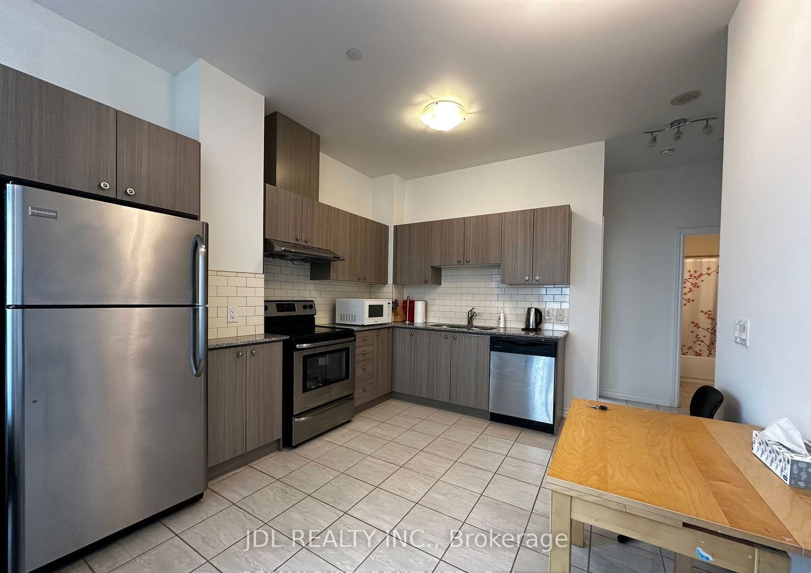 8323 Kennedy Rd, unit PH22 for rent - image #7