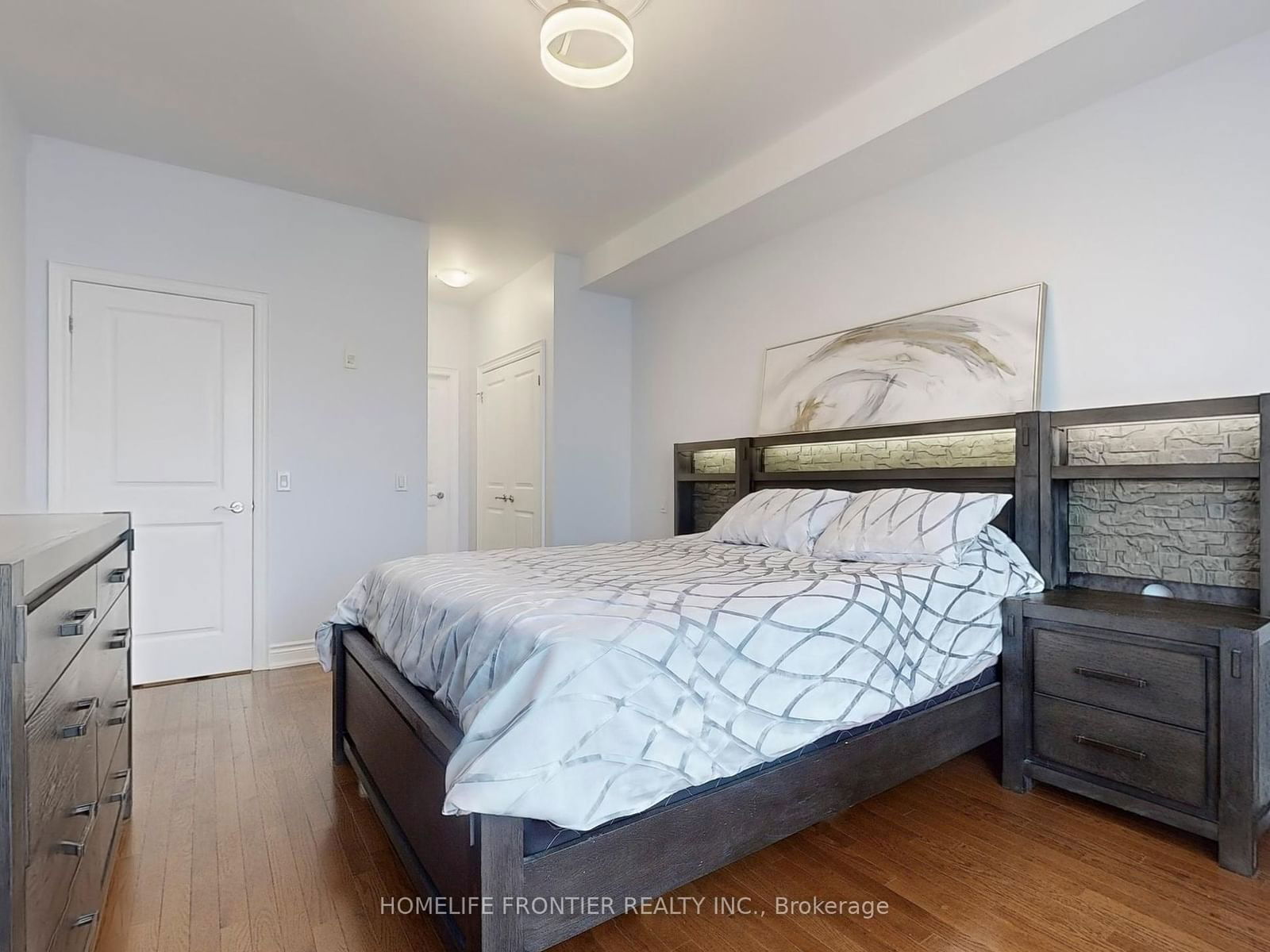 9519 Keele St, unit 305 for sale - image #17