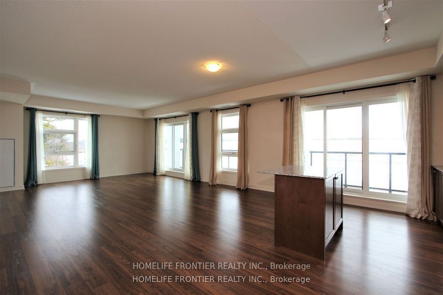 555 William Graham Dr, unit 313 for rent - image #6