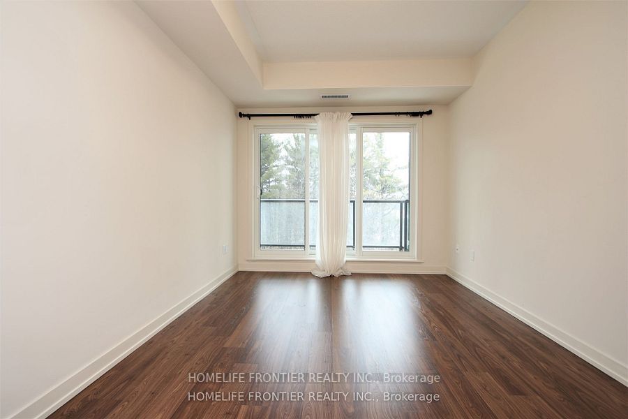 555 William Graham Dr, unit 313 for rent - image #8