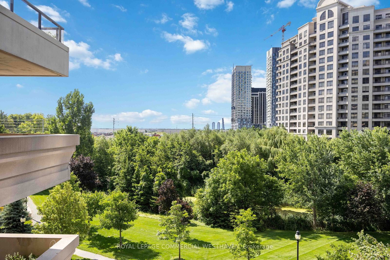 9245 Jane St, unit 311 for sale - image #33