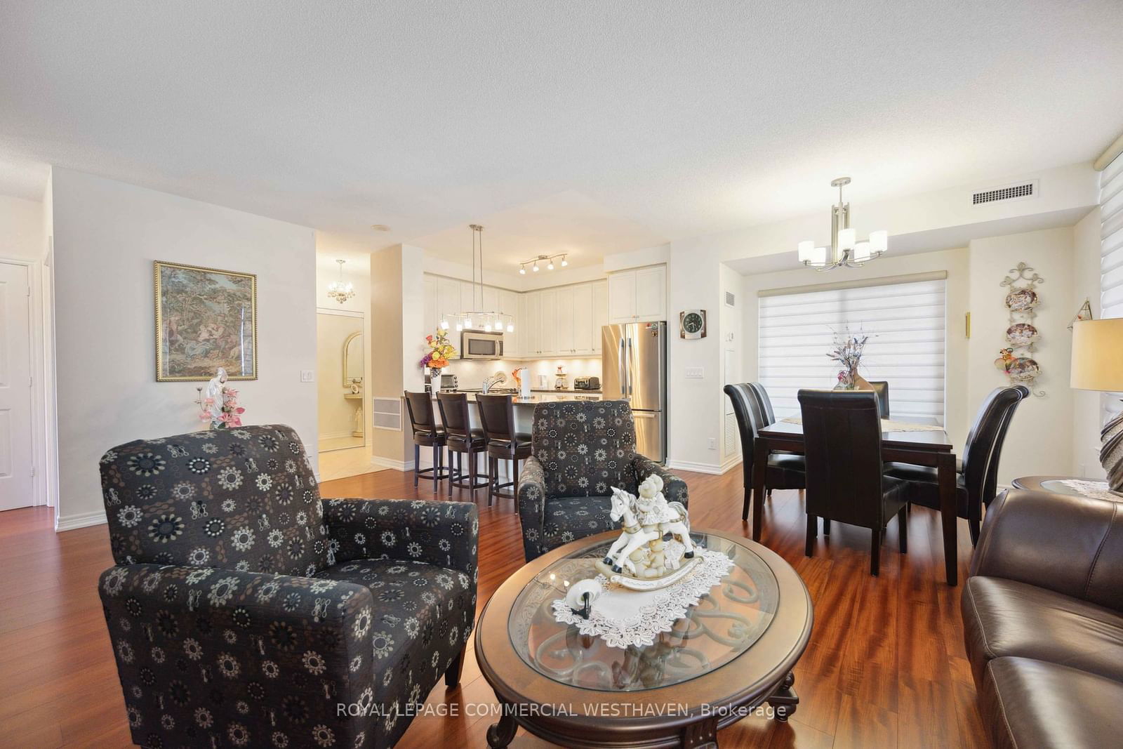 9245 Jane St, unit 311 for sale - image #8