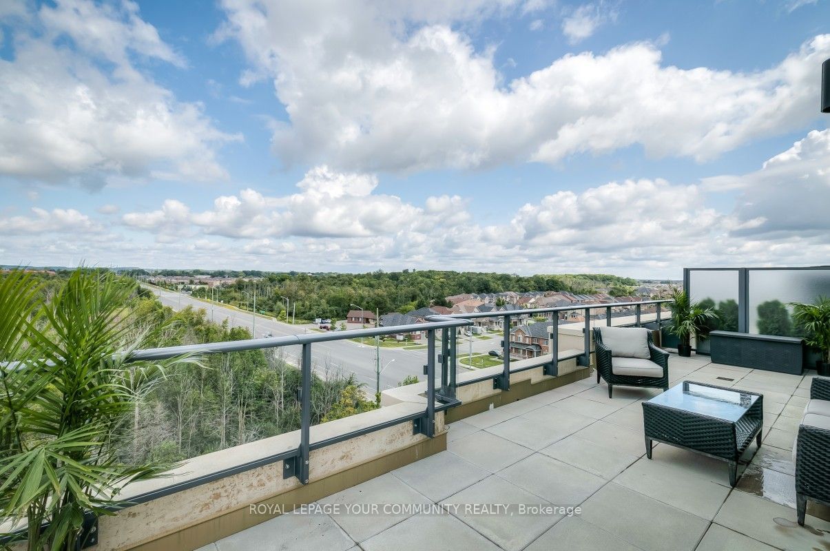 11782 Ninth Line, unit PH 706 for sale