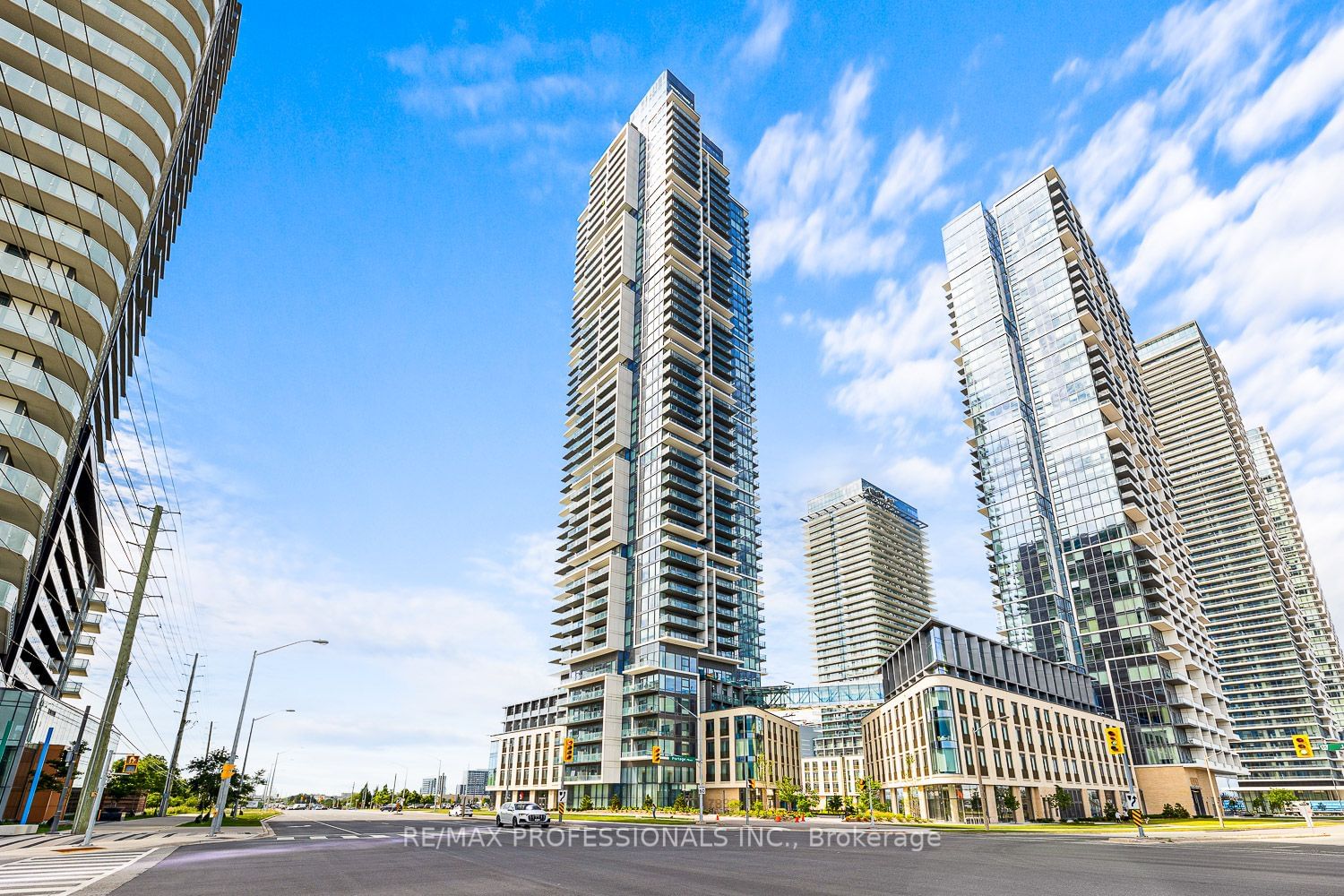 7890 Jane St, unit 2307 for sale - image #1