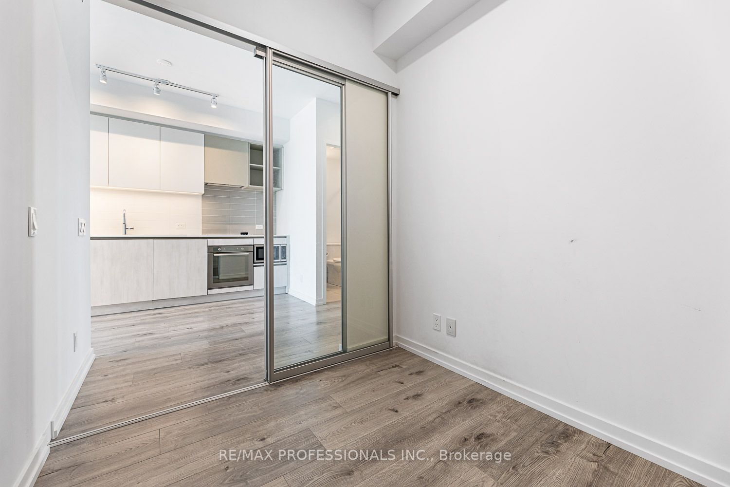 7890 Jane St, unit 2307 for sale - image #13