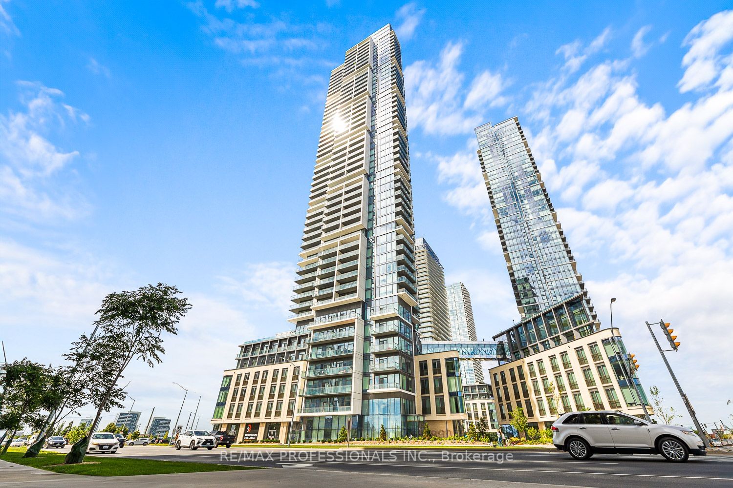 7890 Jane St, unit 2307 for sale