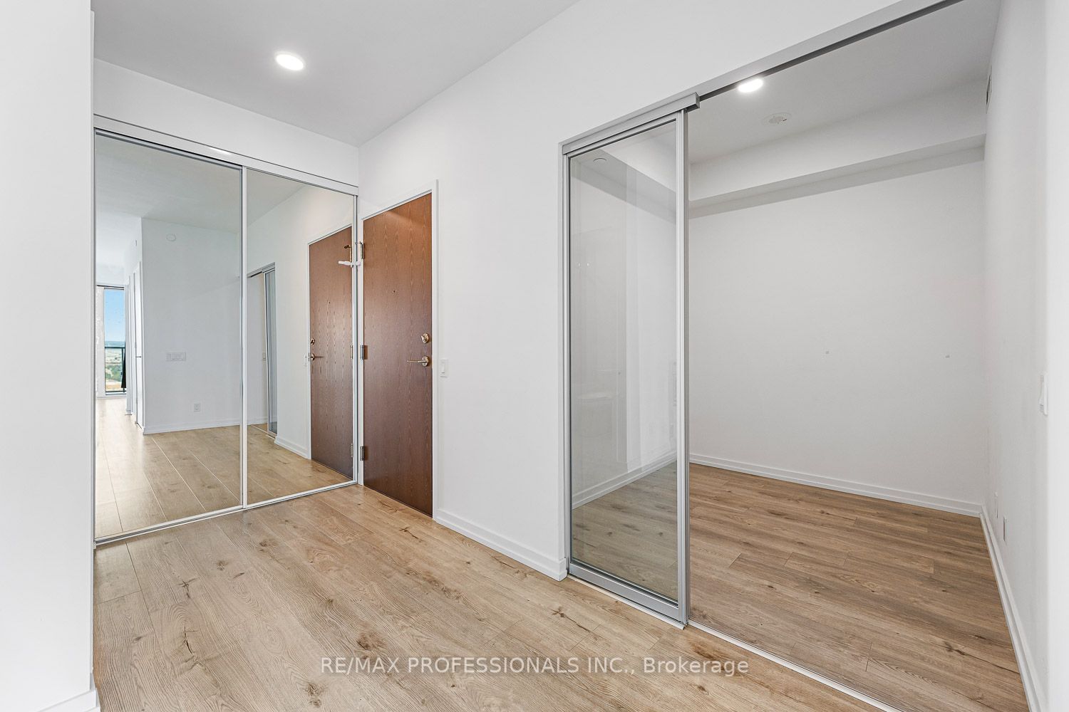 7890 Jane St, unit 2307 for sale - image #6