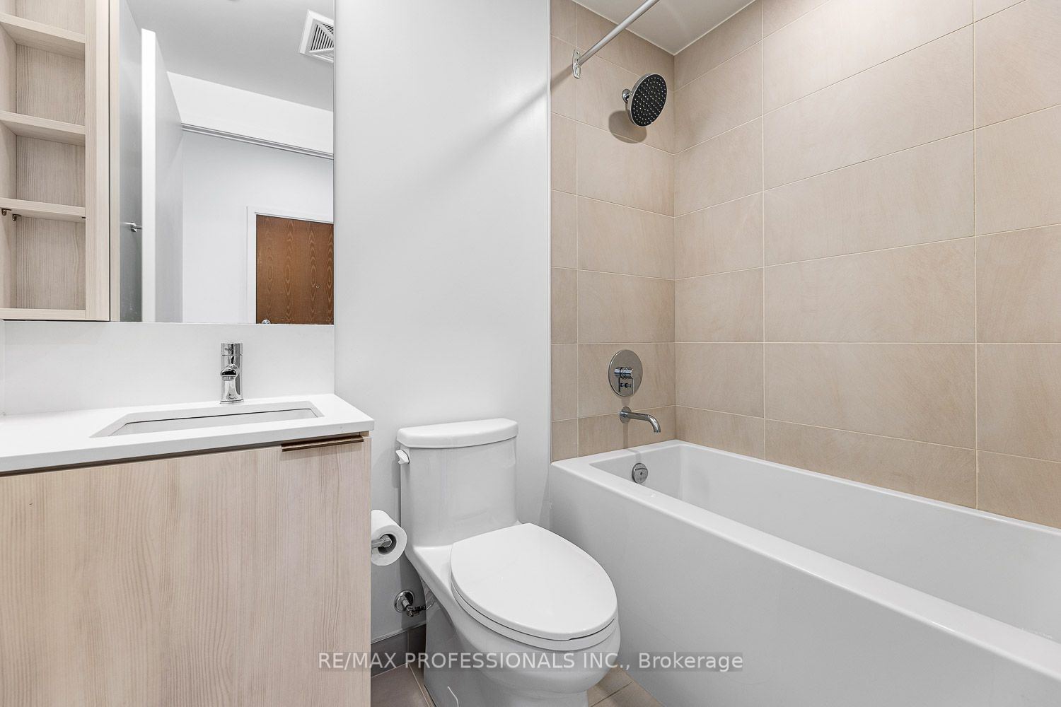 7890 Jane St, unit 2307 for sale - image #8