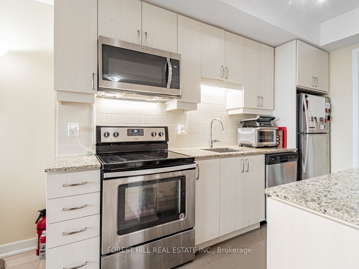 9201 Yonge St, unit 614 for sale - image #5