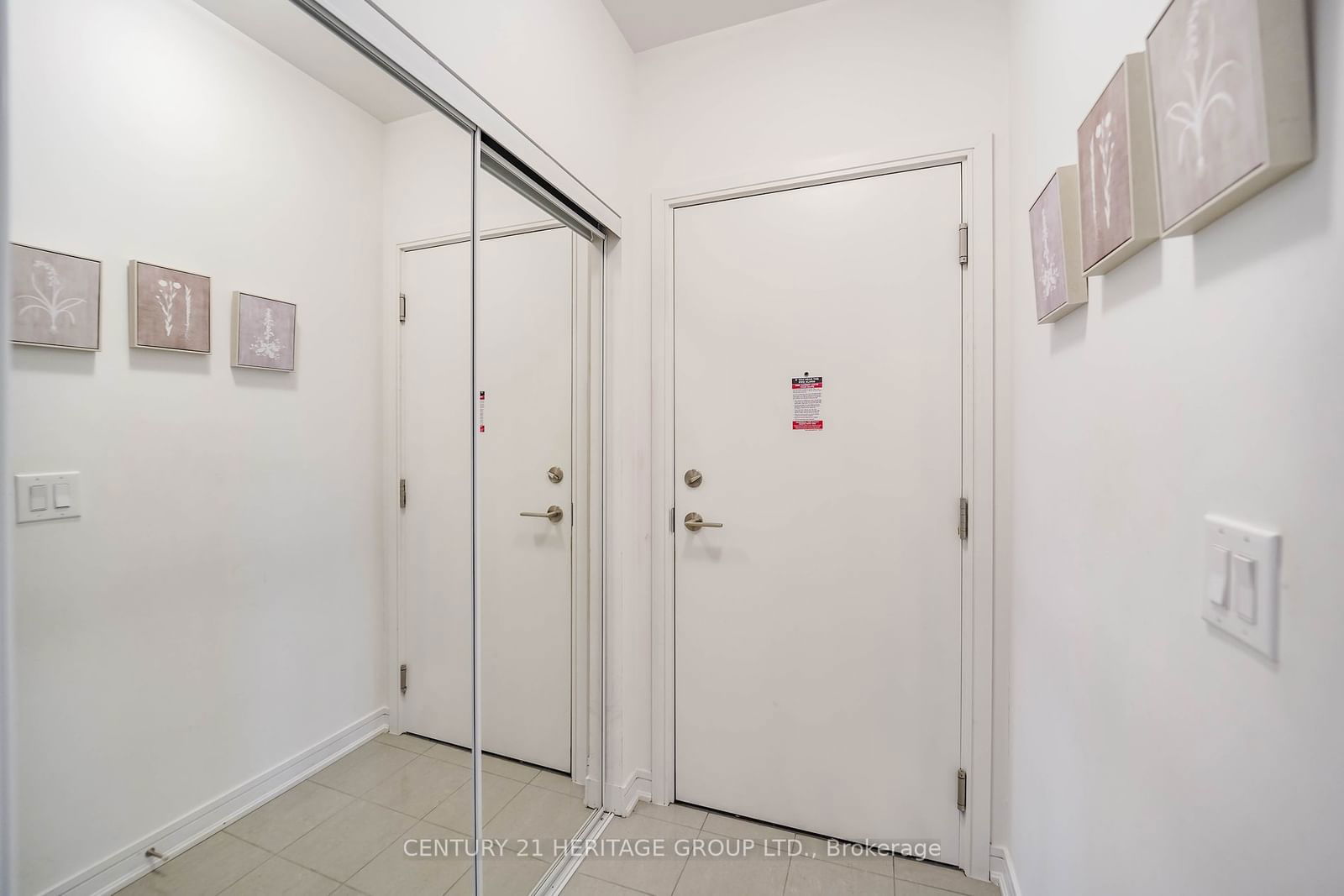 9191 Yonge St, unit 805 SW for sale - image #18