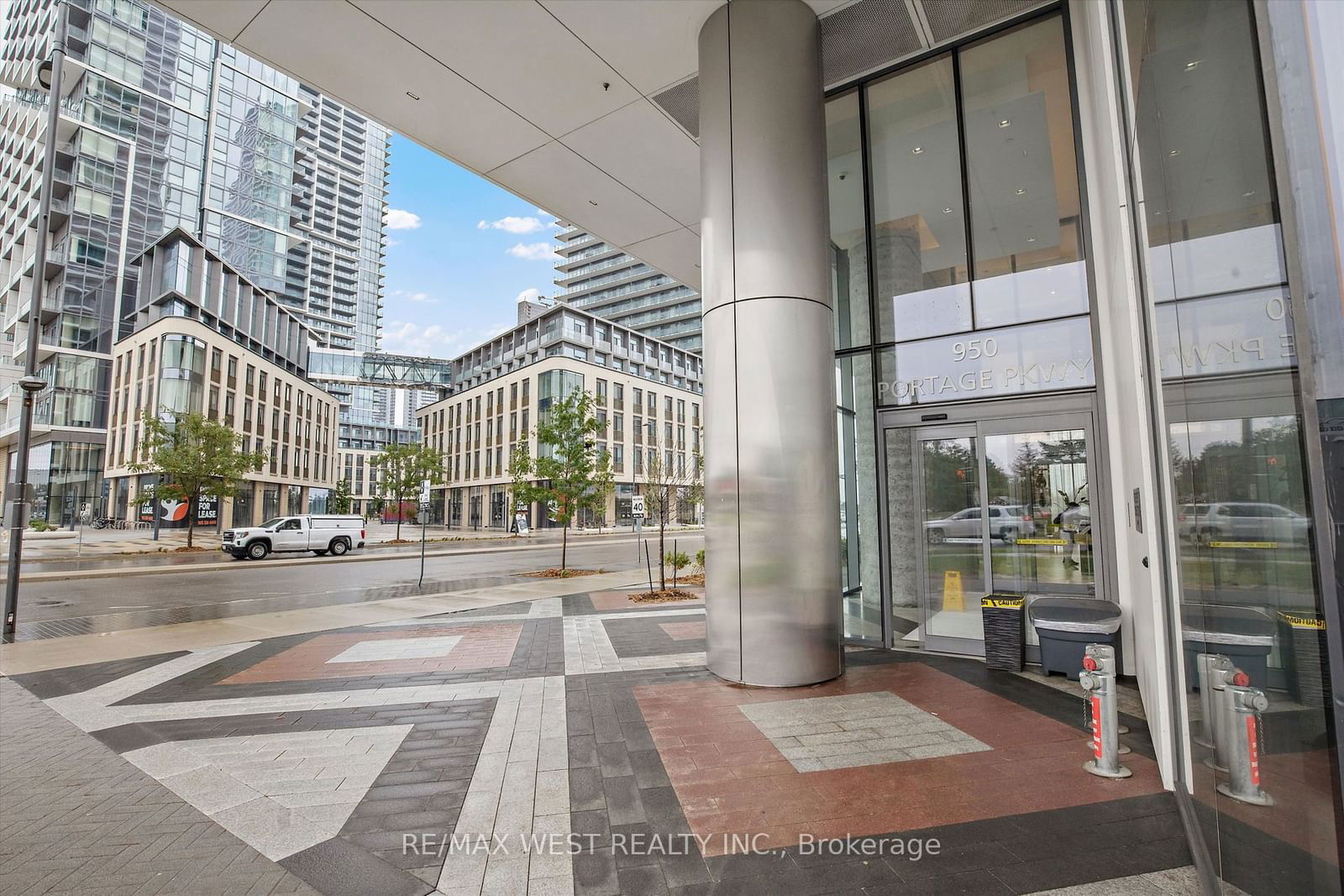 950 Portage Pkwy, unit 509 for sale - image #2