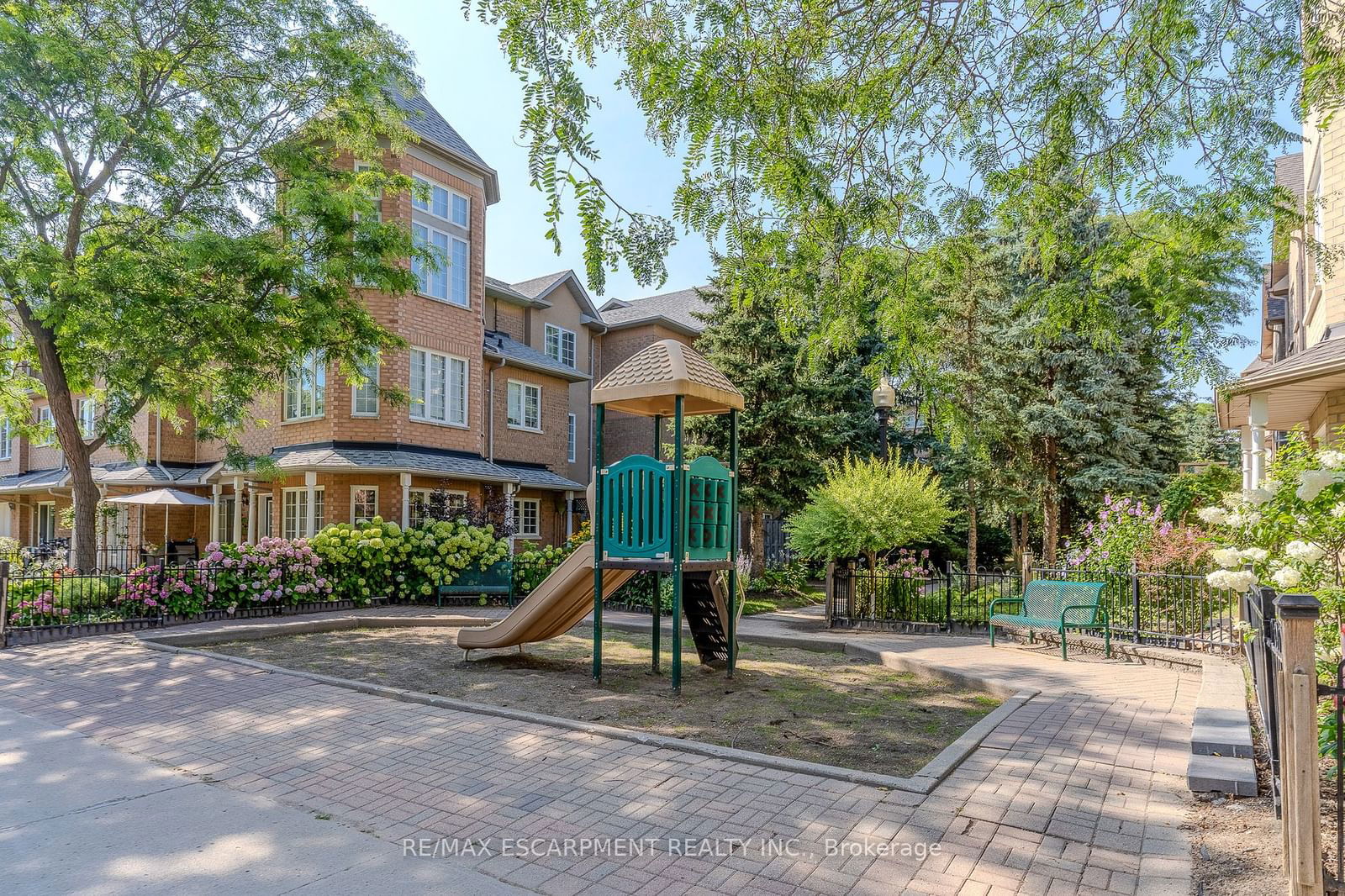 14 Cox Blvd, unit 12 for sale - image #33