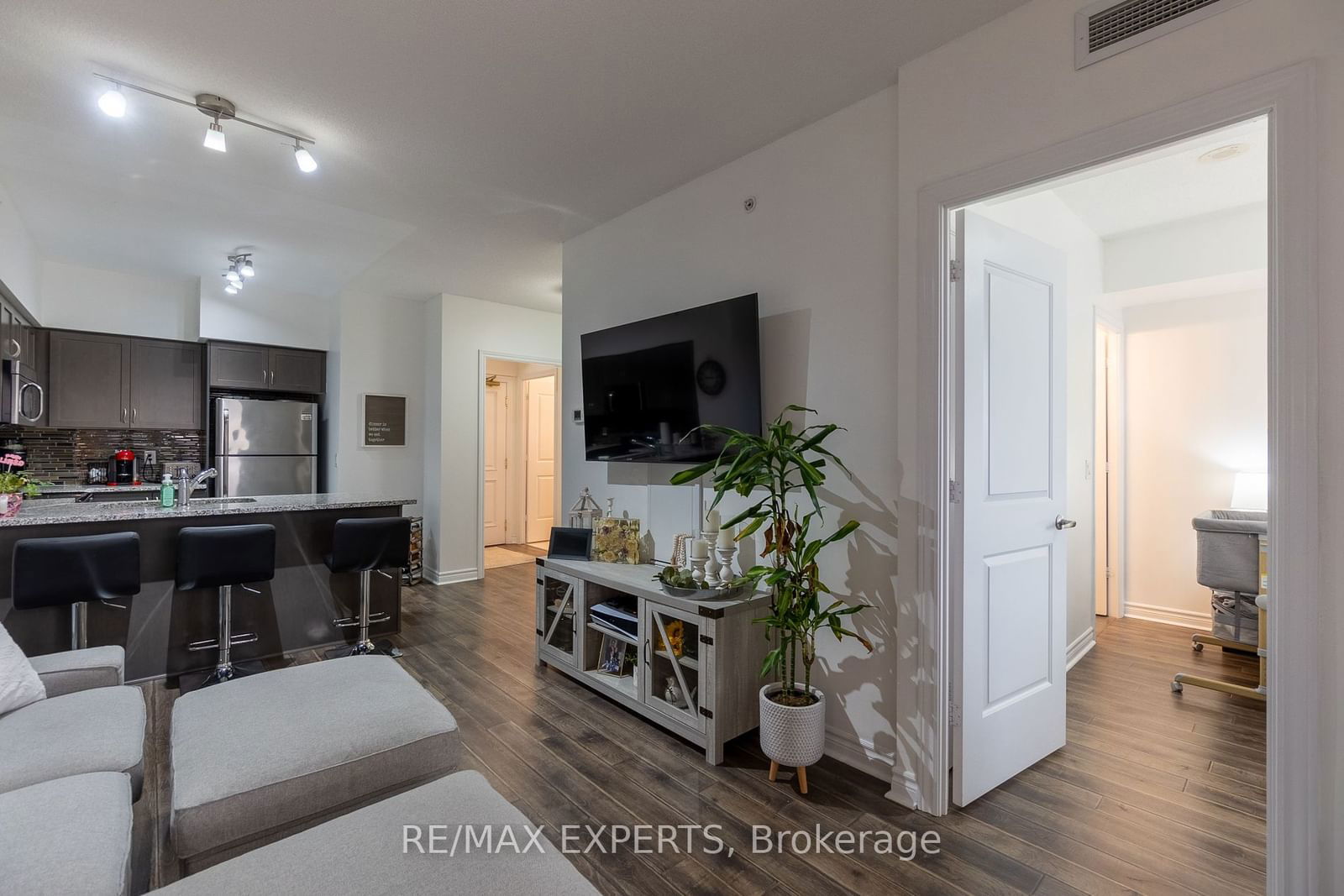 9255 Jane St, unit 715 for rent - image #15